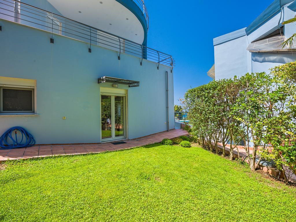 Aegean Residence - F & B Summer Collection Kallithea  Экстерьер фото